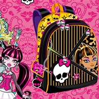 Design Your Monster High Backpack Play